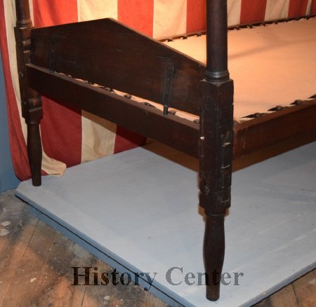 General Anthony Wayne's Camp Bed, end detail