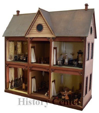 Carnahan Dollhouse