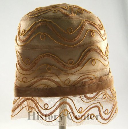 Wolf & Dessauer Ladies Cloche