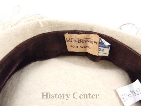 Wolf & Dessauer Ladies Hat, label